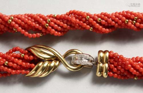 A SUPERB 18K GOLD MULTI STRAND CORAL BEAD NECKLACE.