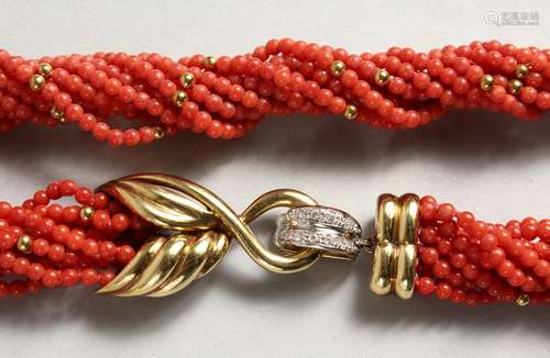 A SUPERB 18K GOLD MULTI STRAND CORAL BEAD NECKLACE.