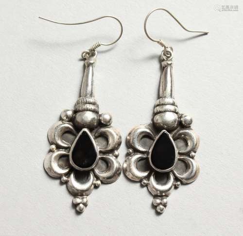 A PAIR OF SILVER AND JET EARRINGS.