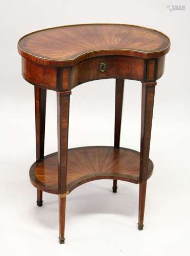 A GOOD SMALL 19TH CENTURY ROSEWOOD AND EBONY KIDNEY SHAPE TWO-TIER TABLE, with radiating veneered