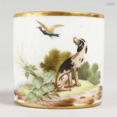 A 19TH CENTURY PARIS PORCELAIN COFFEE CAN, painted with a dog watching a bird.