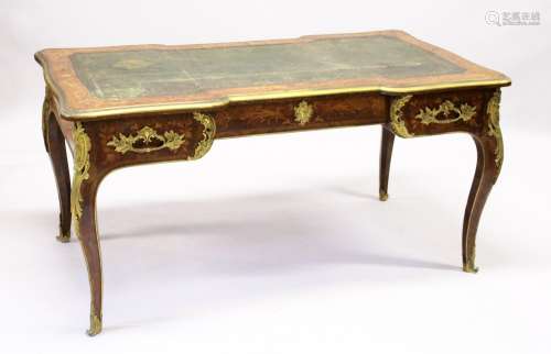 A LATE 19TH CENTURY FRENCH KINGWOOD, MARQUETRY AND ORMOLU BUREAU PLAT, with tooled green leather