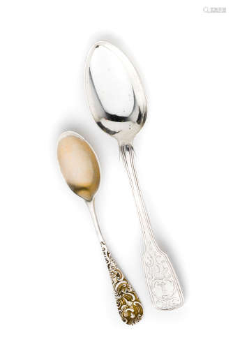 A SET OF TWELVE VICTORIAN SILVER-GILT COFFEE SPOONS, JOHN WILMIN FIGG, LONDON, 1871