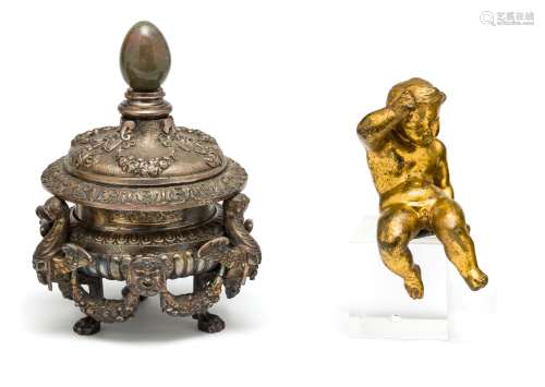 □ A SILVERED BRONZE INKWELL, RENAISSANCE STYLE, 19TH / 20TH CENTURY