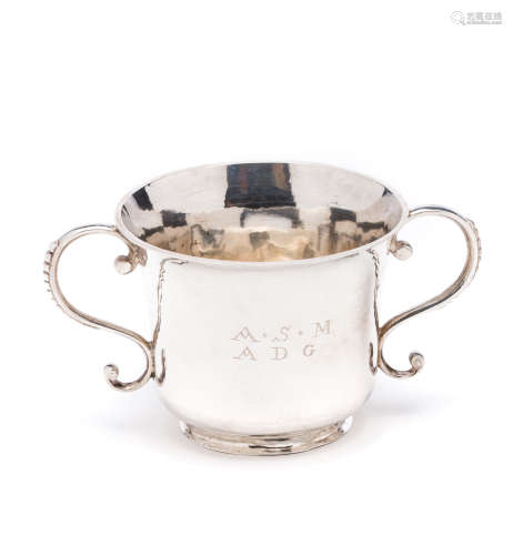 A CHANNEL ISLANDS SILVER PORRINGER (OR CHRISTENING CUP), MAKER'S MARK IA, GUERNSEY, SECOND HALF 18TH