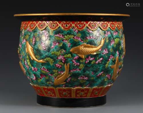 A Chinese Porcelain Wucai Fish Jar