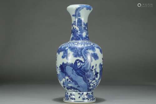 A Chinese Porcelain Bw Beast Garlic Vase