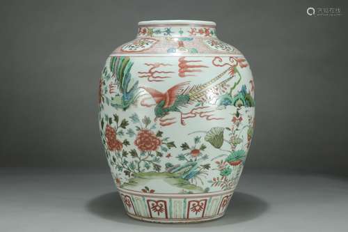 A Chinese Porcelain Wucai Phoenix&Dragon Jar