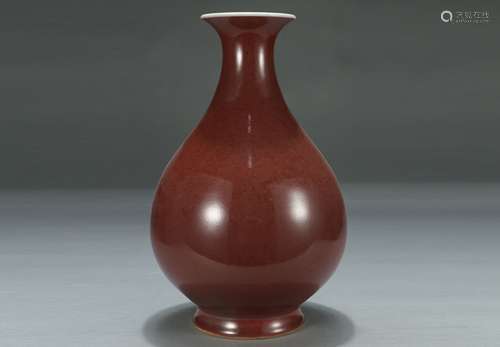 A Chinese Porcelain Red Glazed Yuhuchunping Vase