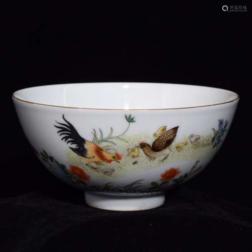 A Chinese Porcelain Famille Rose Bowl