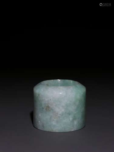 A Chinese Jadeite Thumb Ring