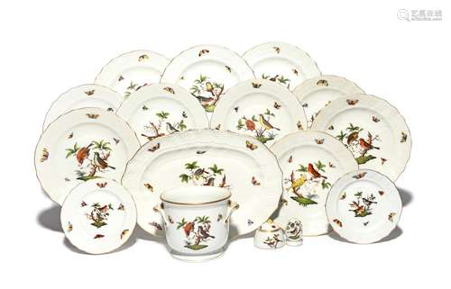 A Herend part dinner service modern, decorated in the Rothschild Birds pattern with Meissen-style