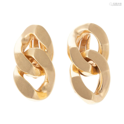 A Pair of Bulgari Chain Link Earrings in 18K