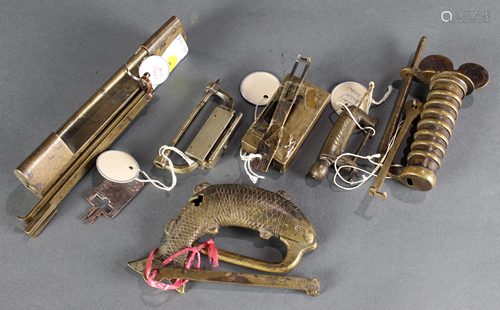 (lot of 6) Chinese brass locks