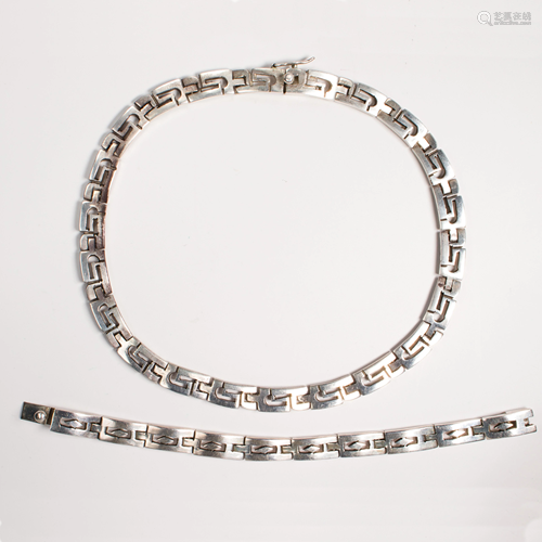 A Mexican silver necklace and bracelet