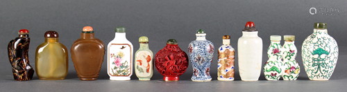 (lot of 11) Chinese snuff bottles