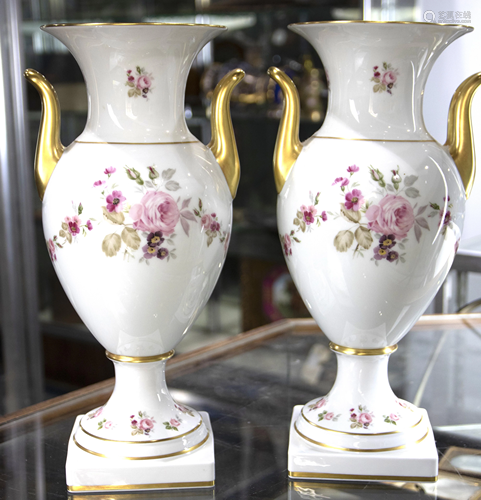 A pair of Hutschenreuther urns