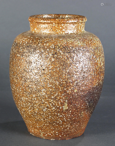 Japanese shigaraki stoneware jar