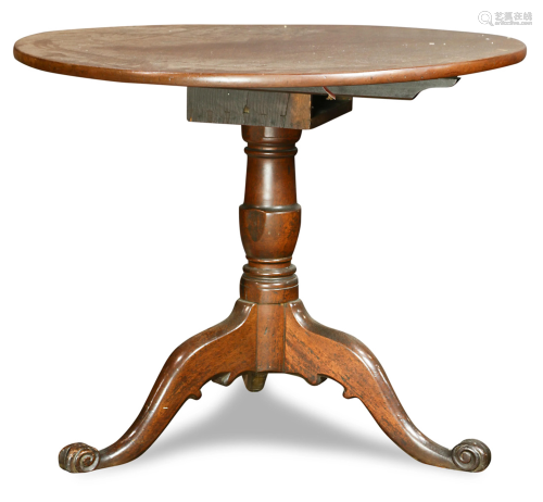 A Chippendale tilt top tea table circa 1790