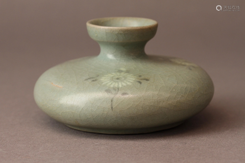 A Korean Celadon Oil Bottle