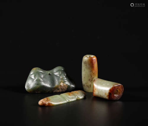 A set of Jade Beads from HongShan Culture红山文化玉珠子一组