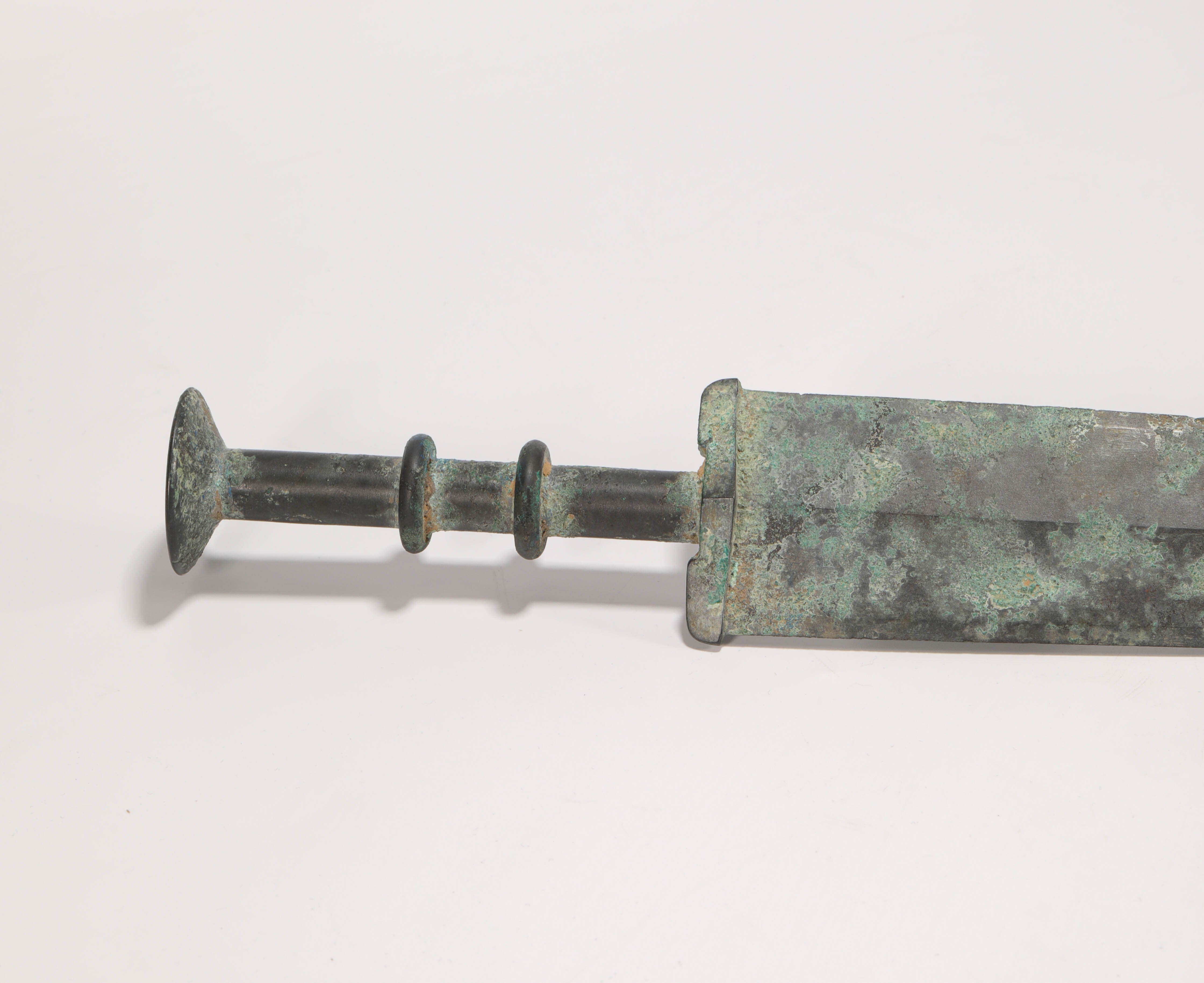 bronzeweaponfromhan汉代青铜兵器