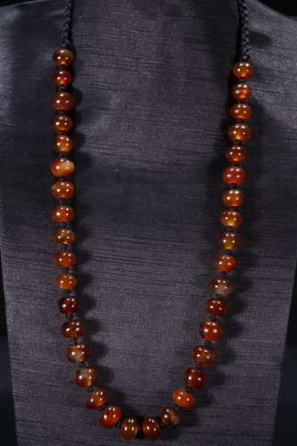 A Chinese Tibetan Agate Necklace