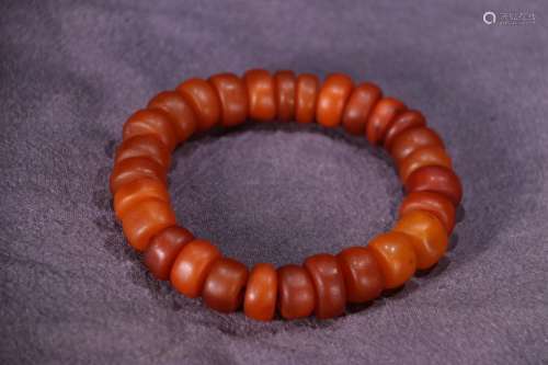 A Chinese Tibetan Amber Bracelet