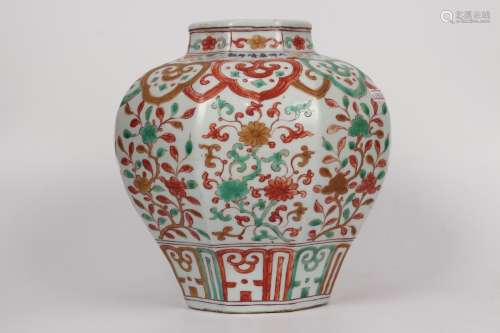 A Chinese Porcelain Wucai Jar
