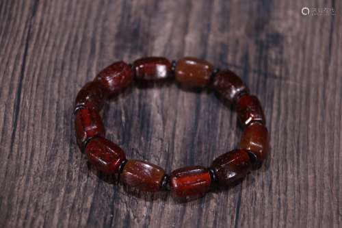 A Chinese Tibetan Agate Bracelet