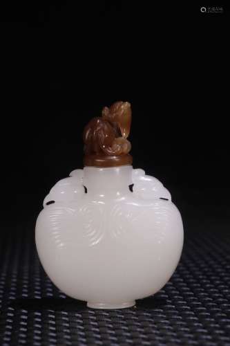 A Chinese Hetian Jade Beast Button Snuff Bottle