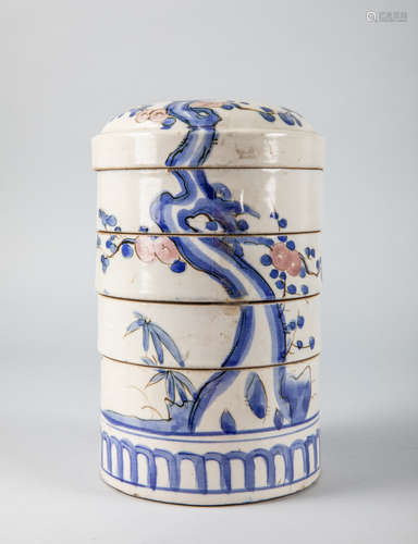 Japanese Old Covered Porcelain Box