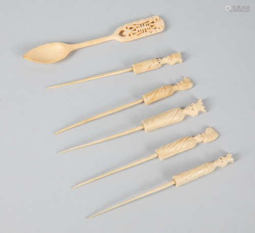 Group of Japanese Taisho Bone Carved Items