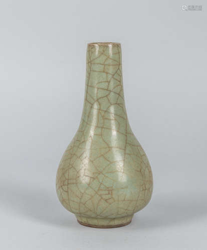 Chinese Guan Type Porcelain Vase