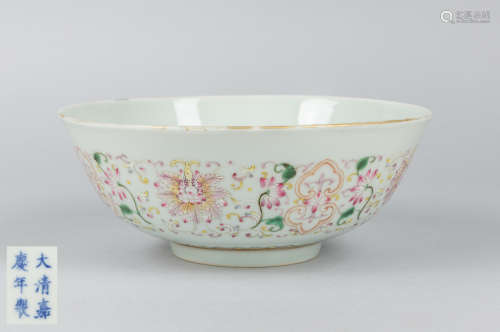 Large Chinese Famille Rose Porcelain Bowl