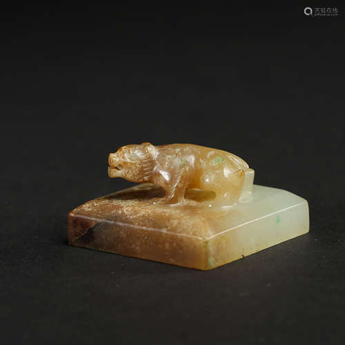 ANCIENT CHINESE HETIAN JADE SEAL