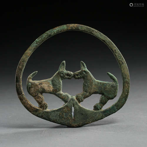 BRONZE ORNAMENTS, CHINESE HUNS CULTURE