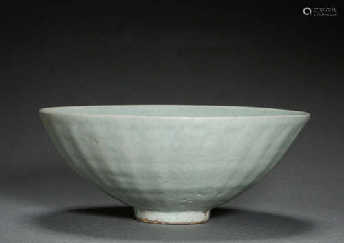 LARGE BOWL OF LONGQUAN KILN, NAN SONG DYNASTY, CHINA