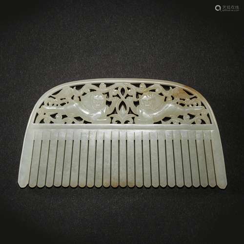 ANCIENT CHINESE HETIAN JADE COMB