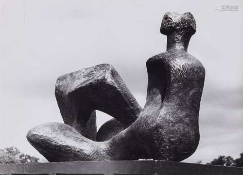 Henry MooreReclining Figure, Carnegie Prize Exhibition, Carnegie Institute