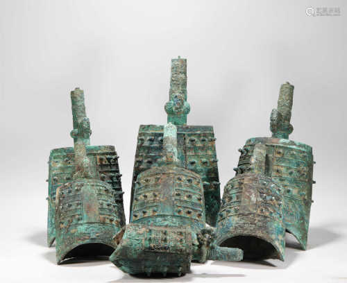 A set of Bronze Chime from Han漢代青銅編鐘一套
