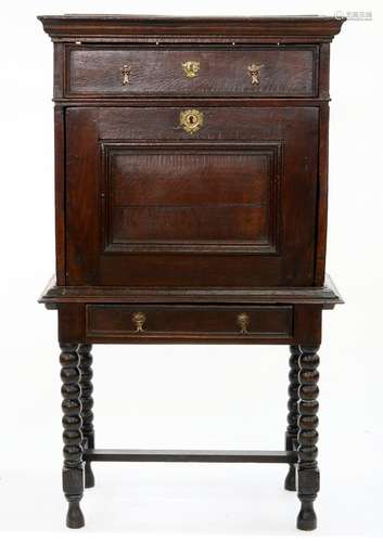 A WILLIAM AND MARY SCRIPTOR, ELEMENTS EARLY 18TH C, THE STAND WITH A DRAWER ON BOBBIN TURNED LEGS,