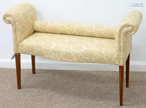 A SERPENTINE WINDOW SEAT, 20TH C, IN GEORGE III STYLE, ON SQUARE TAPERED SATINWOOD LEGS, UPHOLSTERED