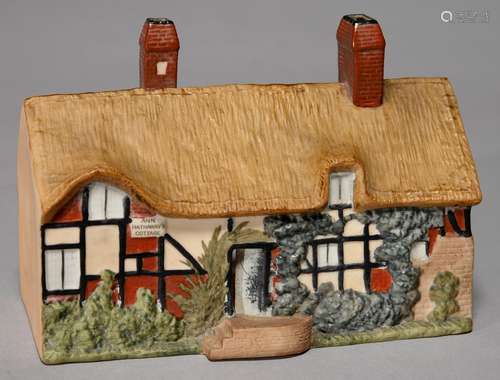 A W H GOSS MODEL OF ANNE HATHAWAY'S COTTAGE, EARLY 20TH C, 15.5CM L Good condition; no restoration