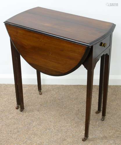 A LATE VICTORIAN OVAL MAHOGANY DROP LEAF TABLE, FITTED WITH A DRAWER ON SQUARE TAPERED LEGS WITH