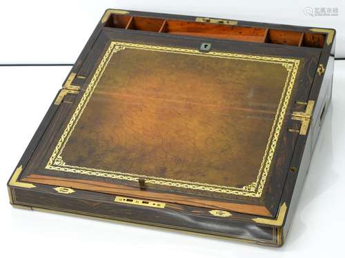 A VICTORIAN MARBLE WOOD WRITING BOX, C1870, BRASS LINE INLAID WITH BRASS MOULDINGS, HAVING FITTED