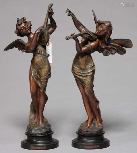 A PAIR OF FRENCH FIN DE SIECLE SPELTER FIGURES OF WINGED FEMALE MUSICIANS, C1900, ON EBONISED WOOD