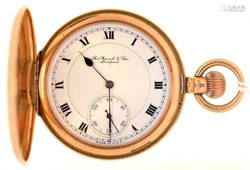 A 15CT GOLD HUNTING CASED KEYLESS LEVER WATCH, THOMAS RUSSELL & SON LIVERPOOL, WITH WALTHAM