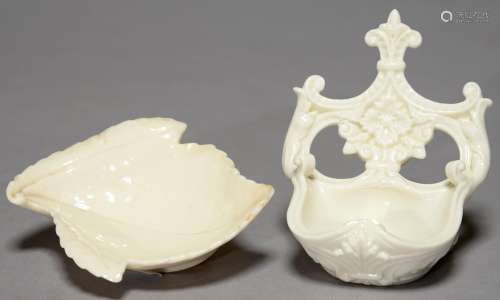 A ROYAL WORCESTER GLAZED PARIAN WATCH STAND OR SIMILAR, 1884, 9CM H, PRINTED MARK AND A ROYAL