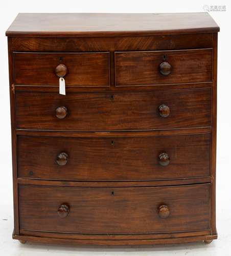 A VICTORIAN MAHOGANY BOW FRONTED CHEST OF DRAWERS, 100CM H; 95 X 50CM The original feet replaced